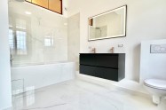 Gallery 01