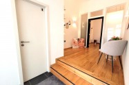 Gallery 01